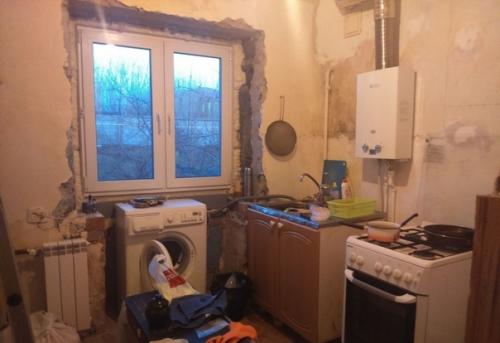 Преображение убитой кухни в стандартной хрущевке.