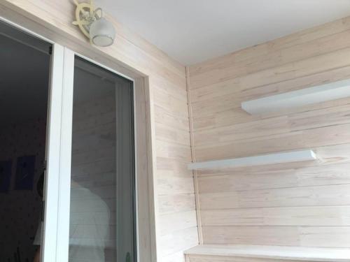 Ремонт на балконе сделал. 03