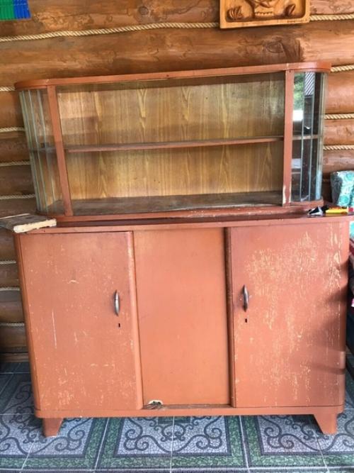 Сделали реставрацию бабушкиного серванта.