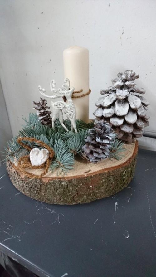 Очень красивый новогодний декор из поленьев. 03