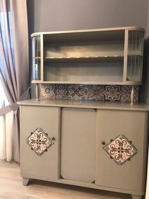 Сделали реставрацию бабушкиного серванта. 02