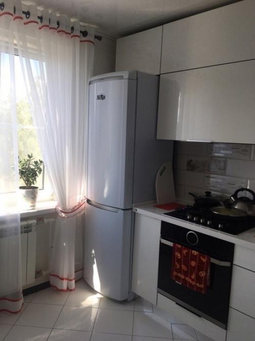 Интерьер моей скромной кухни.