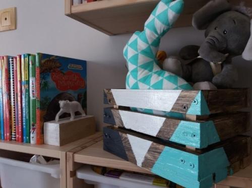 Детскую сделали ещё год назад, вот дошли руки сделать фото и поделиться результатом. 03