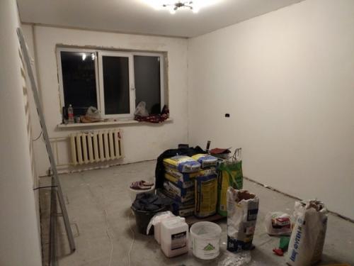 Вот такой капитальный ремонт сделали в нашей с мужем комнате. 04