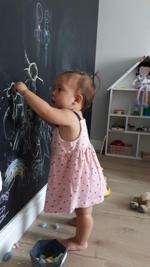 Детскую сделали ещё год назад, вот дошли руки сделать фото и поделиться результатом. 07