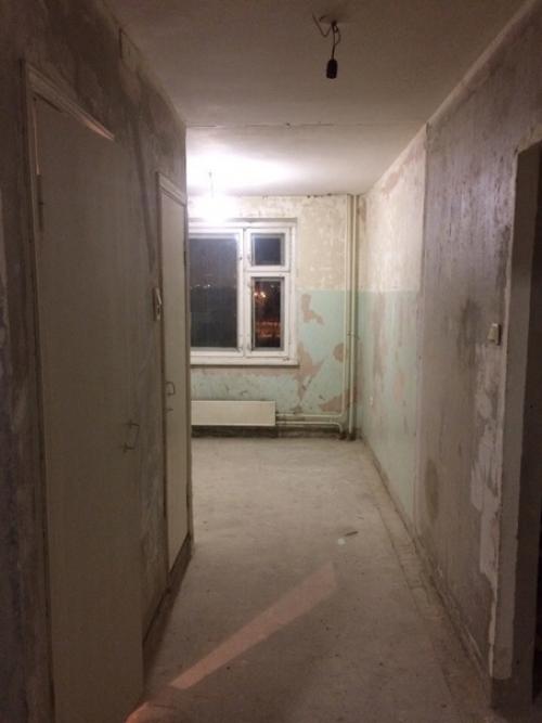 Приобрели квартиру во вторичке, сделали там полный кап ремонт. 02