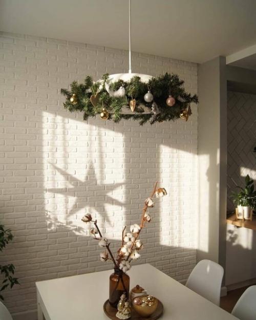 Очень стильная.  Просторная и уютная кухня. 02