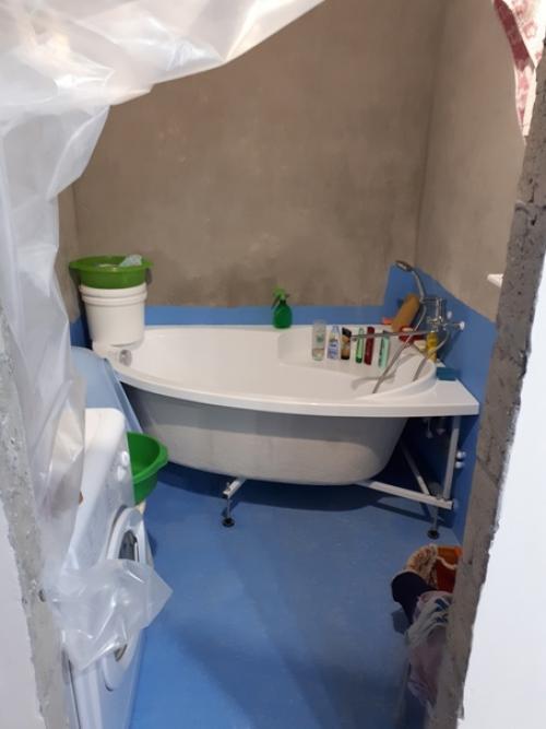 Весь ремонт сделал за пару недель, пока находился в отпуске.