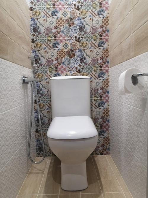 Интерьер в нашей ванной с туалетом. 04