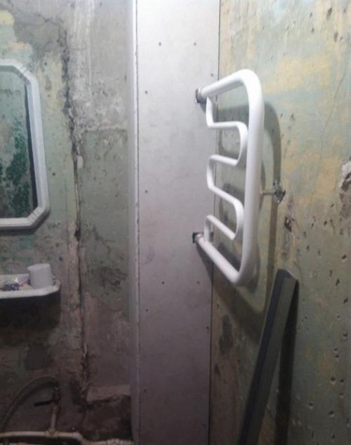 Парень для матери ремонт сделал. 06