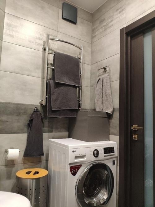 Такой ремонт мы в своей ванной комнате сделали. 01