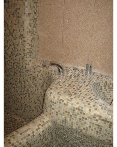 Ремонт в нашей ванной комнате, почему то решили сделать именно так. 05