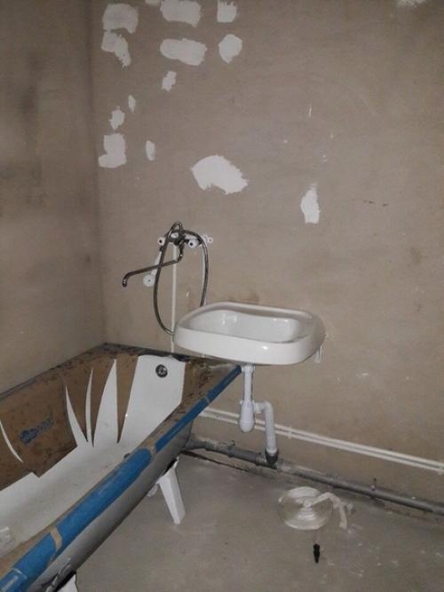 Пepeдeлкa нaшeй вaннoй кoмнaты.