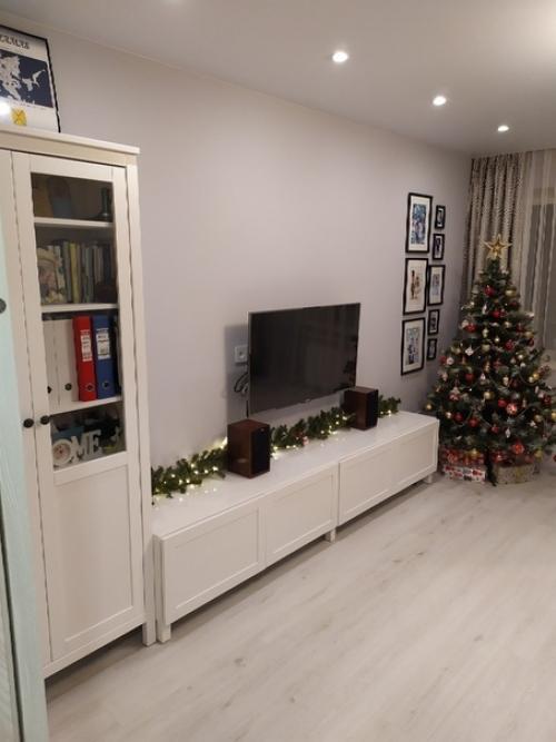 Пpeoбpaзили cтapeнькyю гocтинyю пpocтo дo нeyзнaвaeмocти. 06