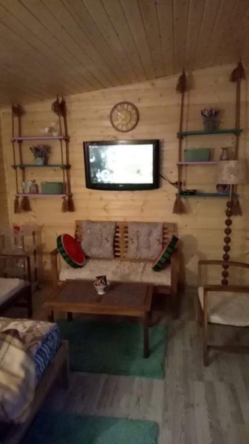 Много скидывают домов своими руками и я решила похвастаться руками мужа. 06