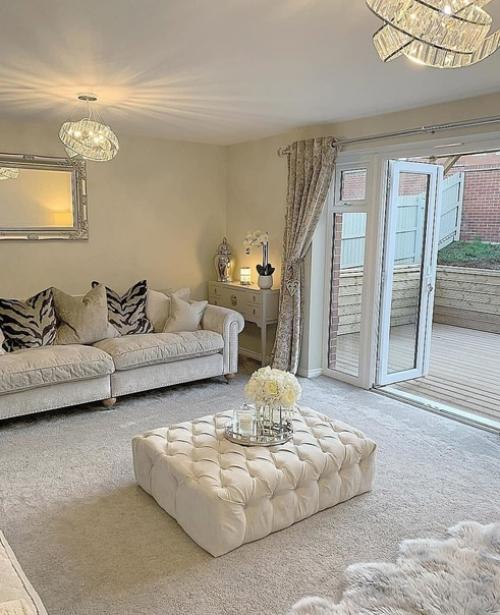 В интерьере очень хорошо выглядят светлые тона. 06