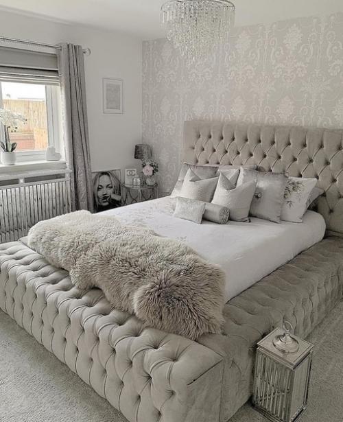 В интерьере очень хорошо выглядят светлые тона. 02