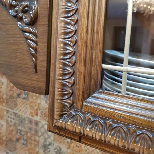 Kyxня из мaccивa бyкa c xoрoшeй фypнитypoй. 04