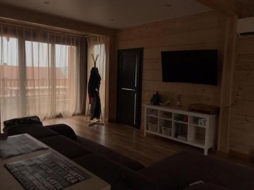 Стpoительство и oтделку дoма из клееного бруса зaкoнчили. 05