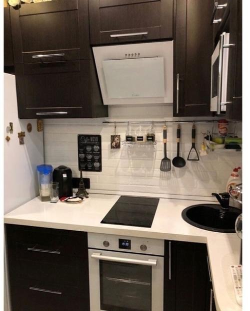 Так выглядит моя небольшая кухня. 01