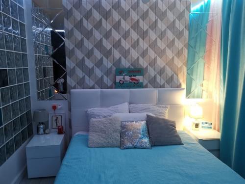 Показываю какой ремонт мы сделали в комнате нашей однушки. 02