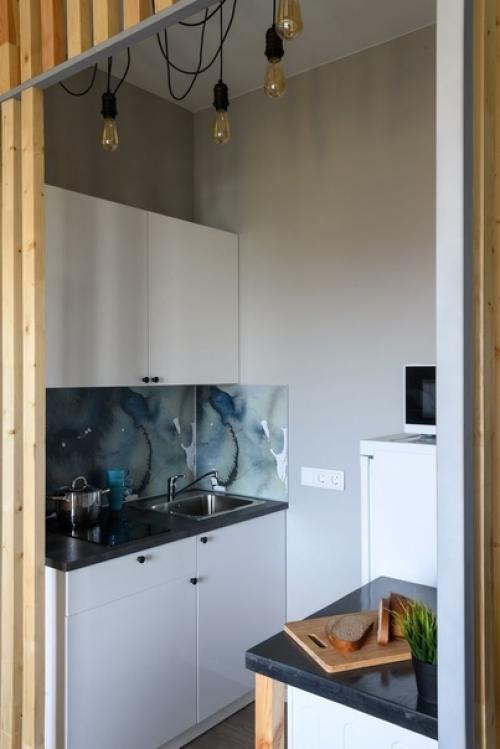 Вариант интерьера для небольшой студии-18-21 кв. 07