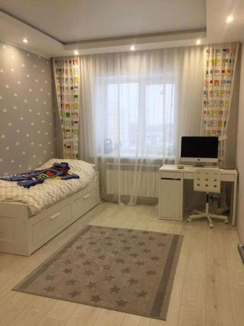 Ремонт в детской комнате должен быть ярким, удобным и функциональным.