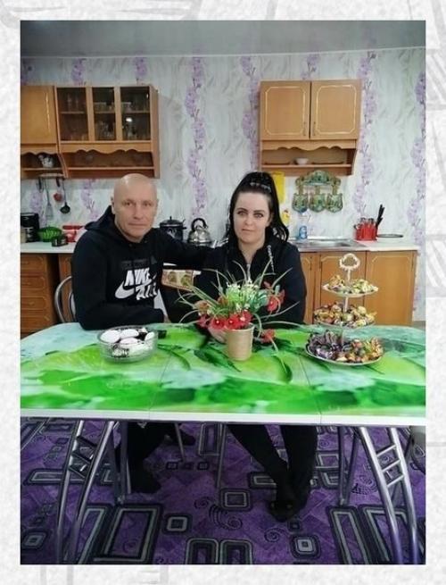 Вот такую вот летнию кухню оперативно отстроили у себя на участке. 07