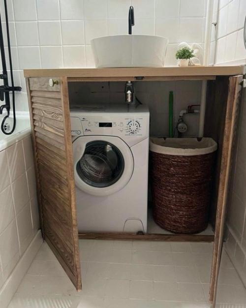 Результаты ремонта ванной комнаты могут зависеть от многих факторов, в том числе от использованных материалов и опыта ремонтной бригады. 02