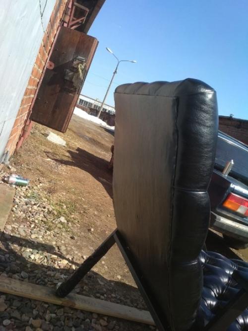 Тут недавно заморочился, решил сделать такой вот лежак. 03