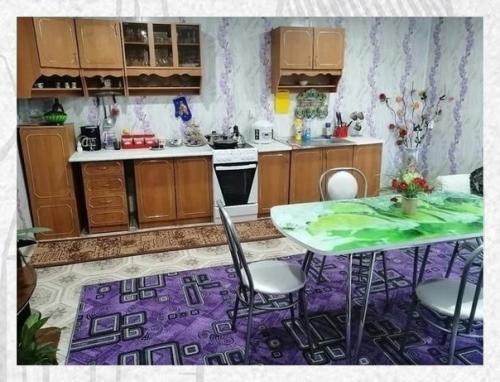 Вот такую вот летнию кухню оперативно отстроили у себя на участке. 05