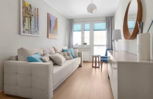 Гостиная.  Было и стало. 03