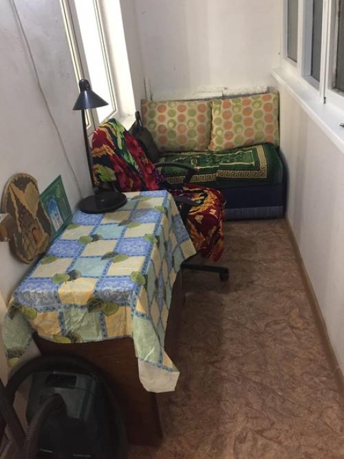 Из этого навалившегося на мою голову ужаса, с общей площадью 26 кв.