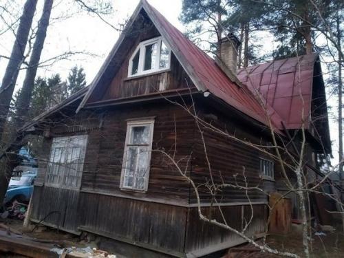 Разгреб старый чердак на даче, потому что встала нужда переехать туда на пмж.