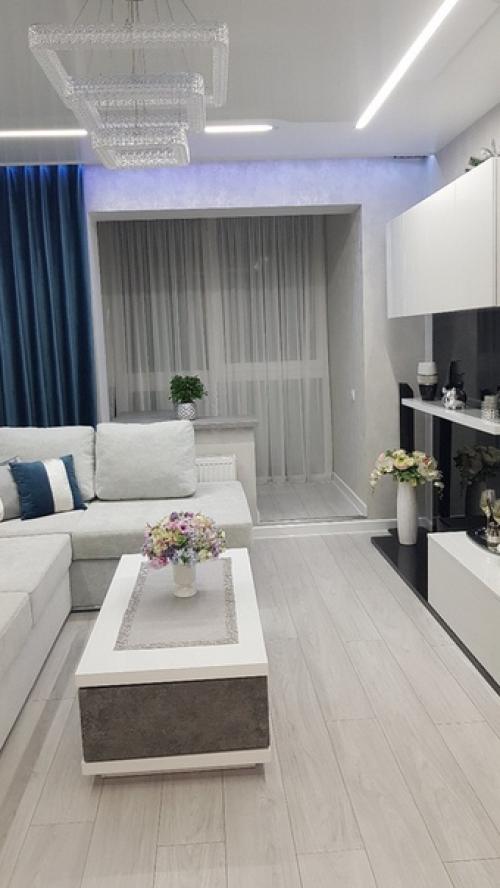 Гостиная, она же наша спальня. 03