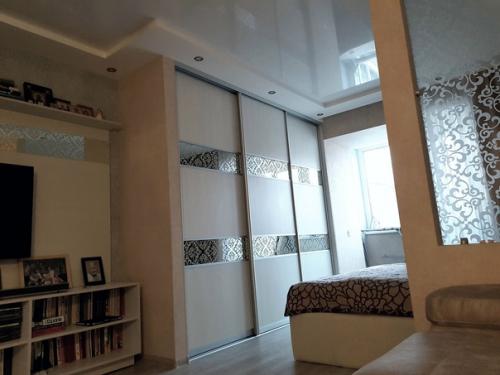 Долго решалась, но все таки не вытерпела и решила вам показать дизайн нашей квартиры.