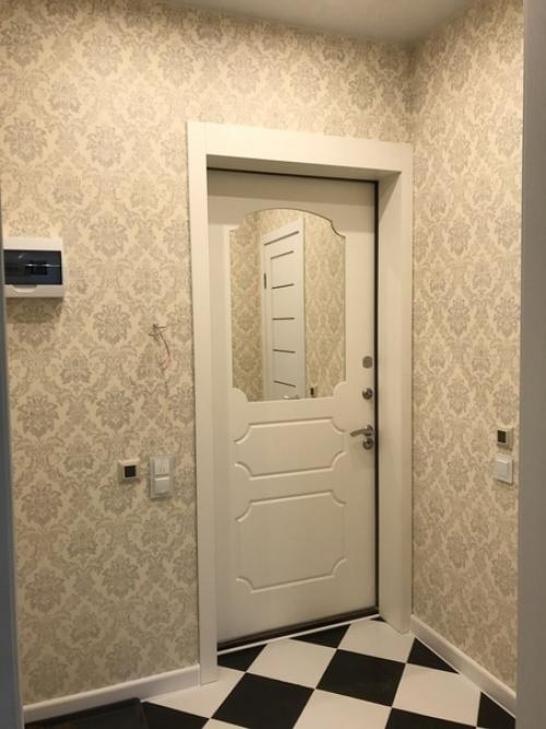 Буквально на днях начали заезжать в нашу долгожданную студию в новостройке, прождали 3 года. 02