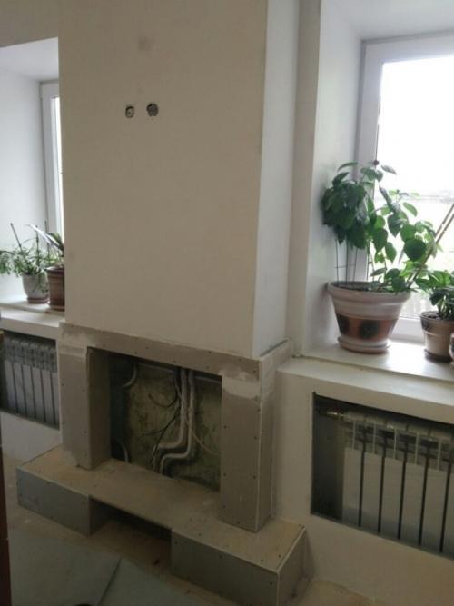 Мы решили спрятать вот это все безобразие довольно нестандартным методом. 03