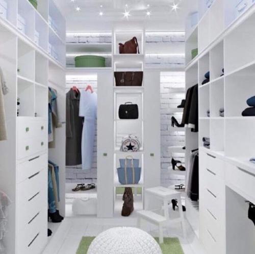 Решил порадовать свою жену. 08