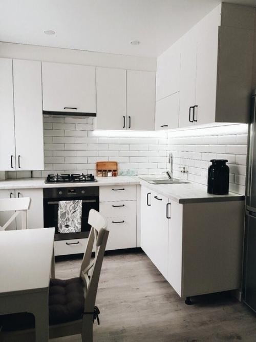 При ремонте мы брали за основу скандинавские страны, как там люди делают ремонты в своих квартирах и домах. 04