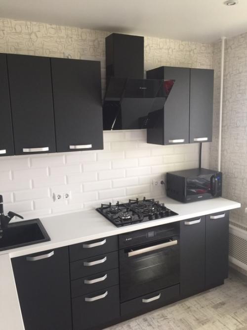 Моя кухня в черно белом оформлении. 01