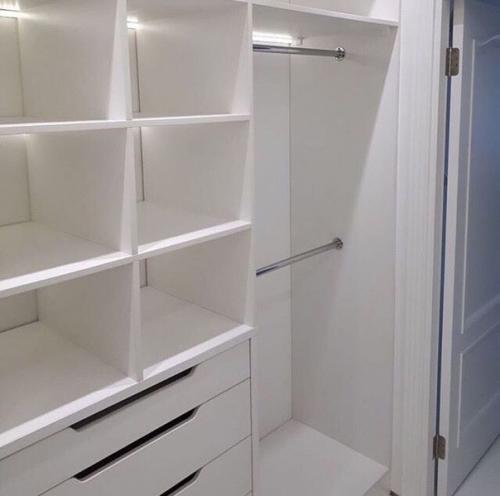 Решил порадовать свою жену. 02