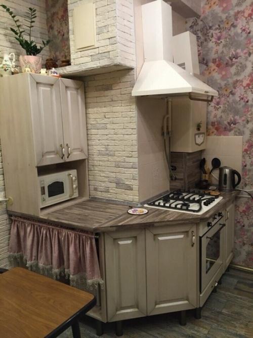 Моя кухня.  Ремонт оригинальный, некоторым не нравится, а мне в самый раз) веселенько получилось. 04