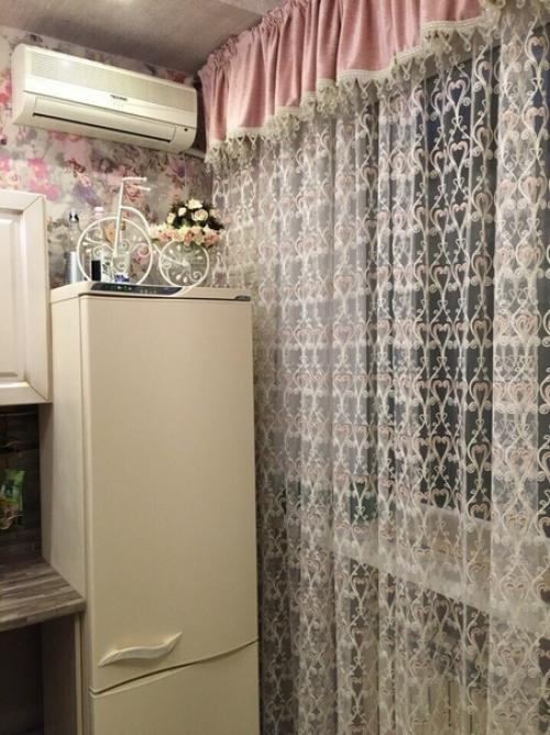 Моя кухня.  Ремонт оригинальный, некоторым не нравится, а мне в самый раз) веселенько получилось. 02