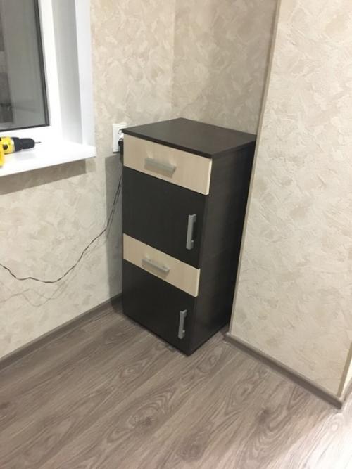 Отремонтировали лоджию и сделали что то вроде небольшой комнатки. 04