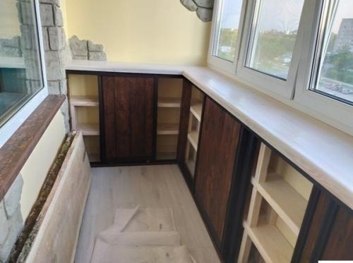 Привели в порядок балкон у себя в квартире. 01