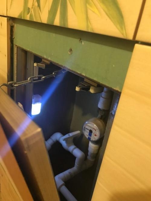 Таким вот образом сделал ремонт у себя в санузле. 05