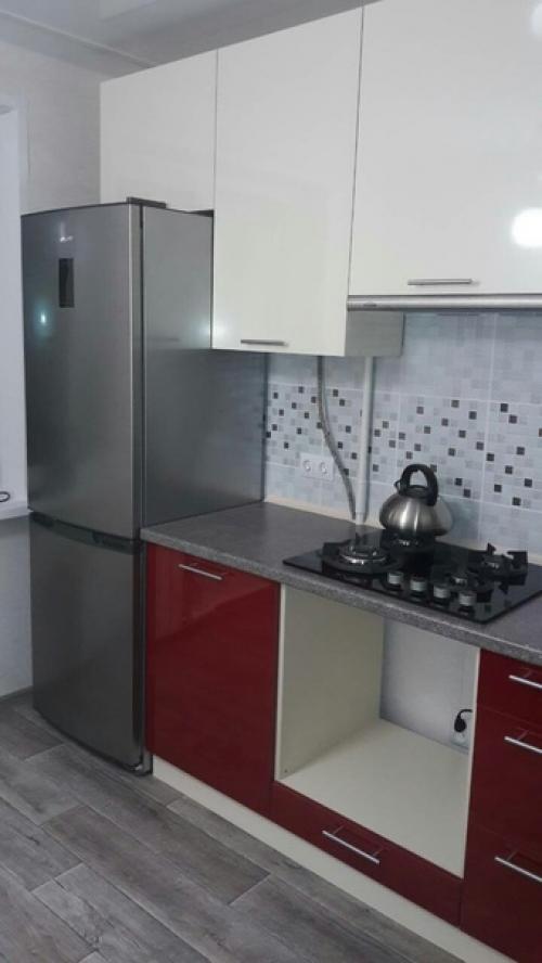 Только только завершили ремонт на кухне, вот так она выглядит. 02