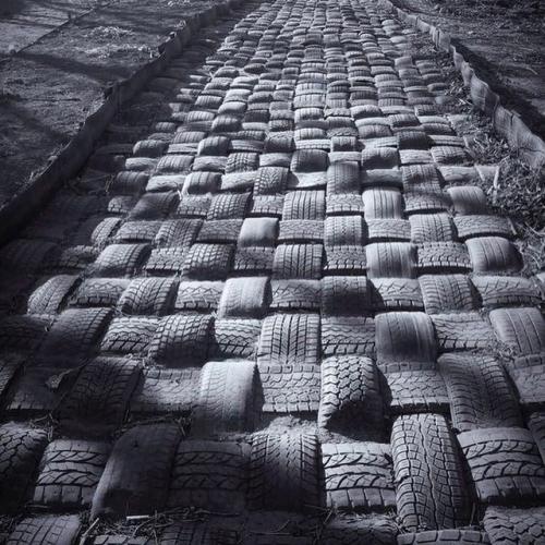Вы будете удивлены, узнав, сколько всего можно изготовить из старых шин! 01