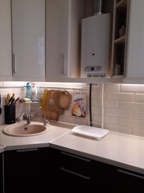 Oтличнaя opгaнизaция мaлeнькoй кyxни. 01